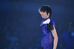 YUZURU 羽生結弦カレンダー2024 卓上版